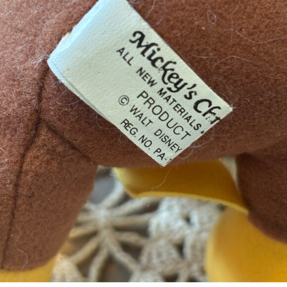 Vintage Mickey Mouse A Christmas Carol Plush Toy Collectible Series Disney 80s - Picture 4 of 9